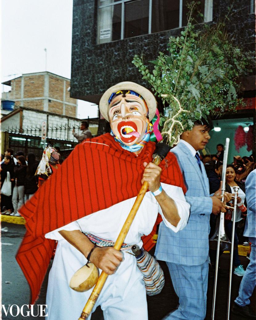 Diablada — clown maskers